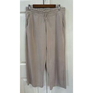 Athleta Pants‎ Women's Size L Light Gray Mid Rise Straight Crop Lounge Comfort